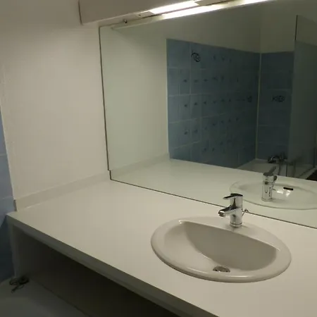 Des Minimes Clarines Διαμέρισμα *