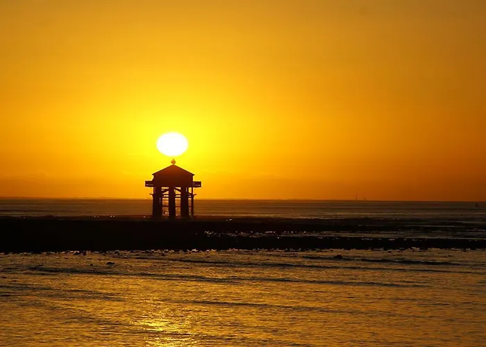 Apartment Des Minimes Clarines